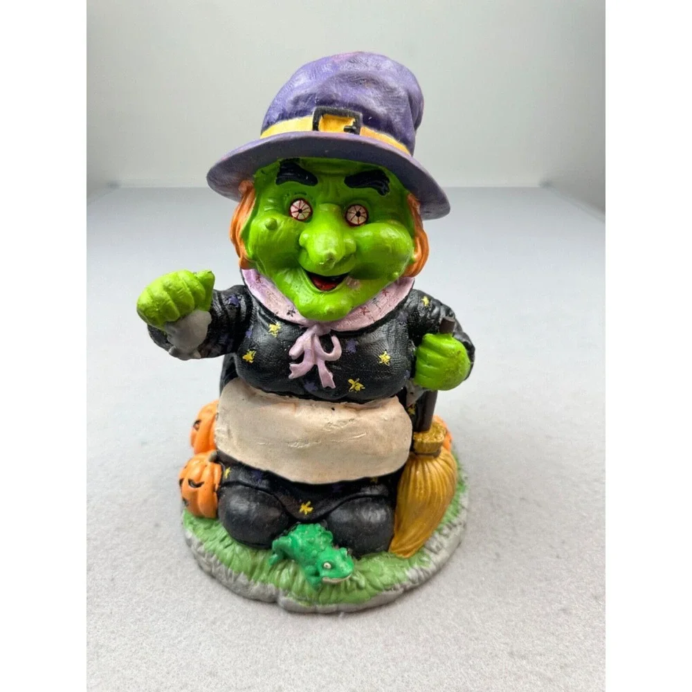 Halloween Rubber Witch 9 Inch Battery Operated Animated Sing and Dance‎